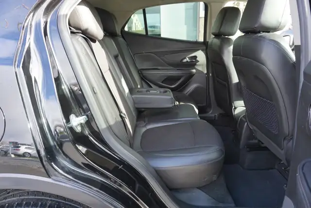 2018 Buick Encore in Cars & Trucks in Oakville / Halton Region - Image 17