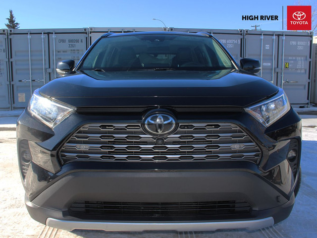 2020 Toyota RAV4 Limited AWD for sale in Cars & Trucks in Calgary - Image 2