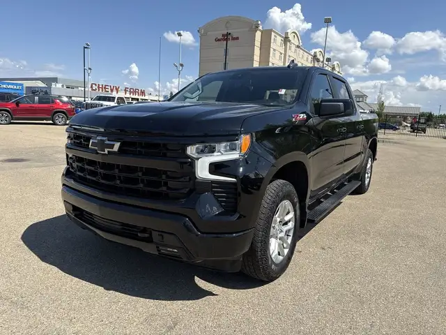 2023 Chevrolet Silverado 1500 RST Z71 OFF-ROAD | LOW KMS | 5.3L  in Cars & Trucks in Edmonton - Image 5