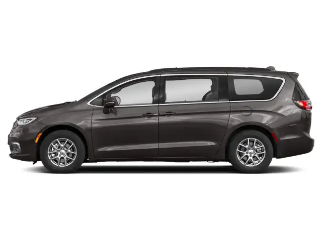 2023 Chrysler Pacifica in Cars & Trucks in Winnipeg - Image 10