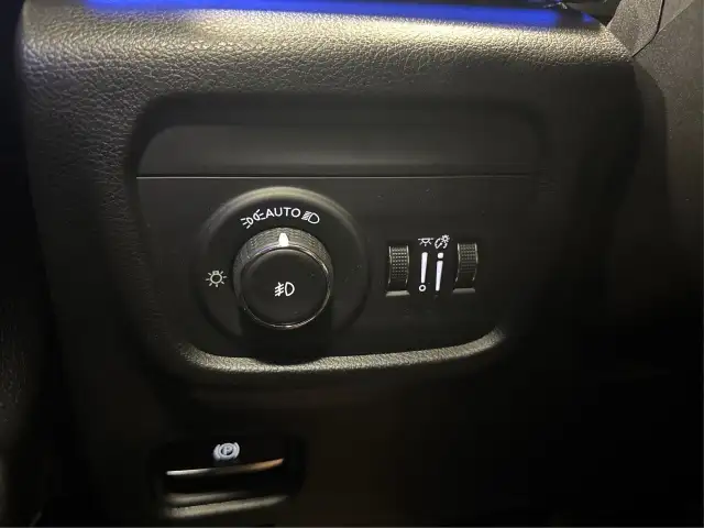 2024 Jeep Grand Cherokee L in Cars & Trucks in Strathcona County - Image 18