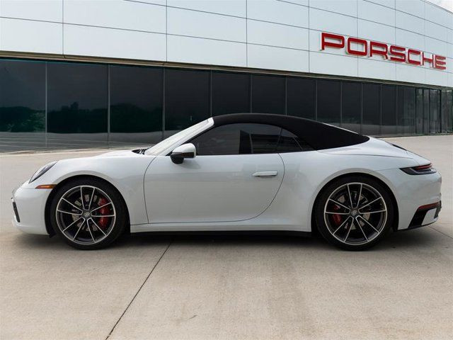 2020 Porsche 911 Carrera 4S in Cars & Trucks in London - Image 4