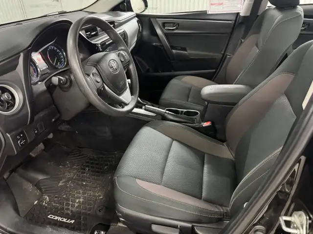 2019 Toyota Corolla LE Sièges Chauffants Écran Bluetooth Caméra  in Cars & Trucks in Shawinigan - Image 18