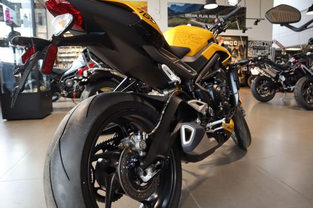 2024 Triumph Street Triple 765 RS Cosmic Yellow in Other in Edmonton - Image 3