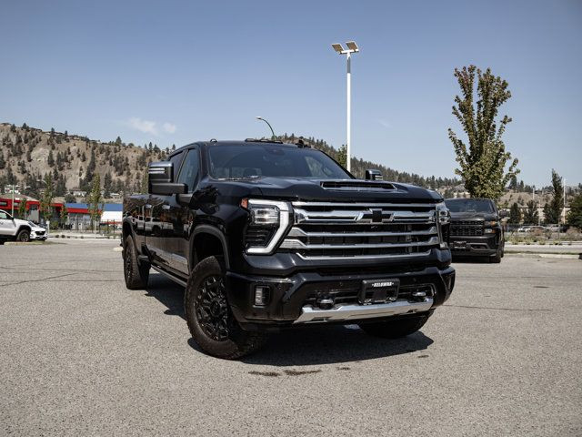 2025 Chevrolet Silverado 3500HD High Country in Cars & Trucks in Kelowna - Image 2