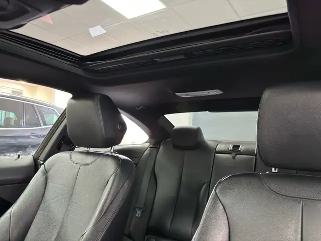 2014 BMW 4 Series Cpe 428i xDrive AWD in Cars & Trucks in Calgary - Image 12