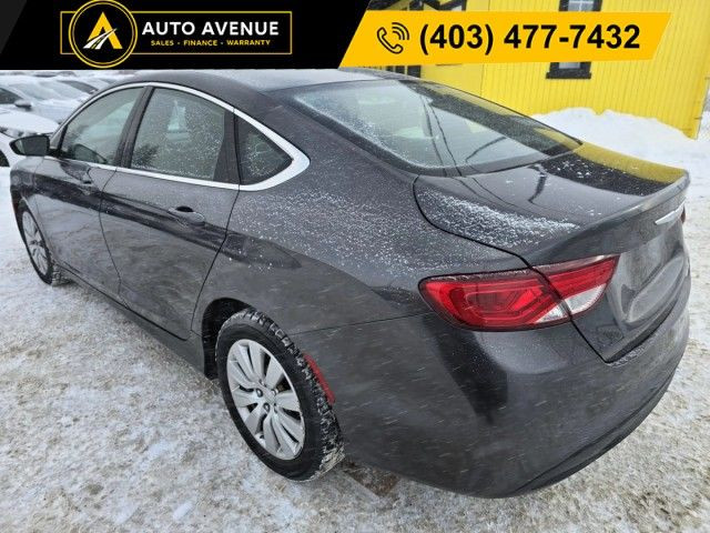 2016 Chrysler 200 LX - TOUCHSCREEN & KEYLESS ENTRY in Cars & Trucks in Calgary - Image 3
