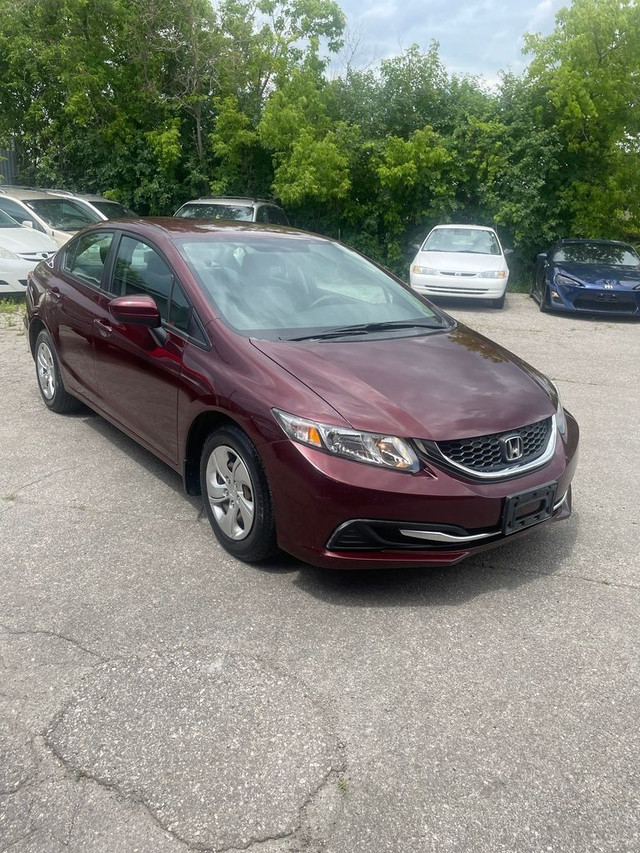 2015 Honda Civic Sedan 4dr Auto LX sedan low km backup camera bl in Cars & Trucks in City of Toronto - Image 4