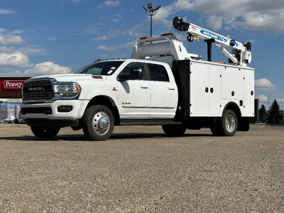 2023 Ram 5500 CHASSIS LIMITED SERVICE BODY