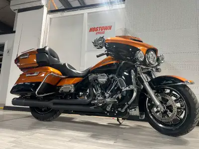 2015 Ultra Limited, Vance & Hines 2-1 Pro Pipe, HD Hi-Flow Intake, Flamed Boards, Chrome Passenger B...
