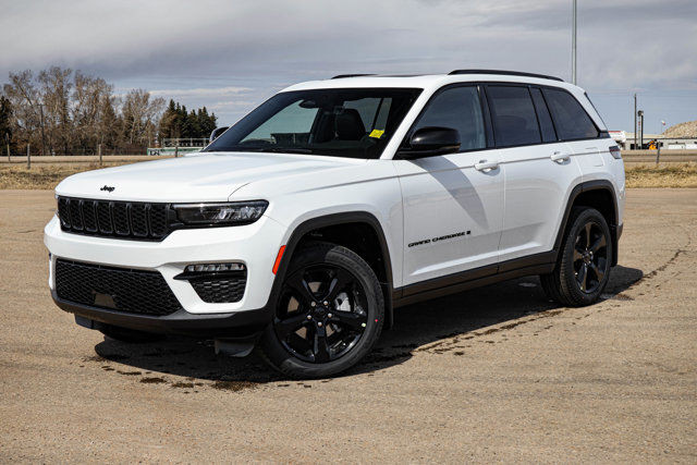 2025 Jeep Grand Cherokee Limited in Cars & Trucks in Strathcona County