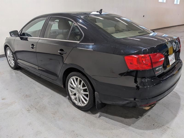 2014 Volkswagen Jetta Highline 2.0 TDI 6sp DSG at Tip in Cars & Trucks in Cambridge - Image 4