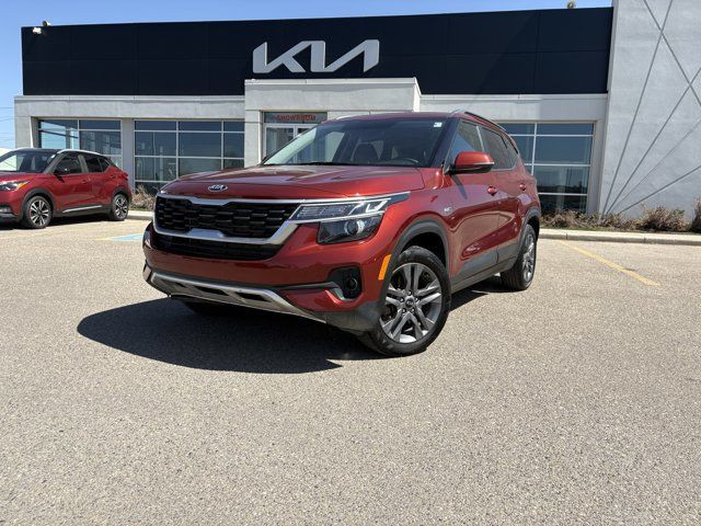 2021 Kia Seltos LX AWD | Heated Seats | Apple CarPlay in Cars & Trucks in Calgary