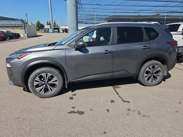 2023 Nissan Rogue SV | AWD | MOONROOF | BACK UP CAM | in Cars & Trucks in Calgary - Image 2