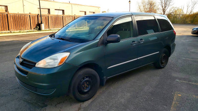 2004 Toyota Sienna 4dr CE 8-Passenger | NO ACCIDENTS | POWER WIN