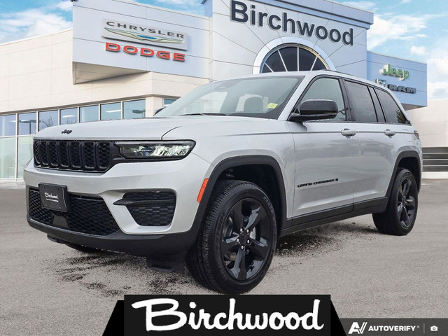 2025 Jeep Grand Cherokee LAREDO ALTITUDE in Cars & Trucks in Winnipeg