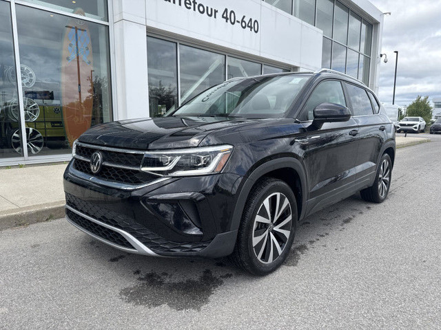 2023 VOLKSWAGEN TAOS HIGHLINE 4MOTION CUIR TOIT PANO CARPLAY CAM in Cars & Trucks in Laval / North Shore