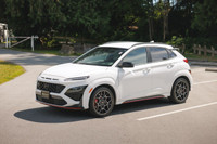 2.0 L turbocharged inline4 with 276 hp, 8speed DCT, sporttuned chassis, NLine styling, and upgraded... (image 5)