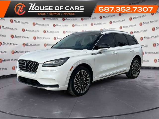 2020 Lincoln Corsair Reserve / AWD / PAnoramic Sunroof / Heated  in Cars & Trucks in Calgary