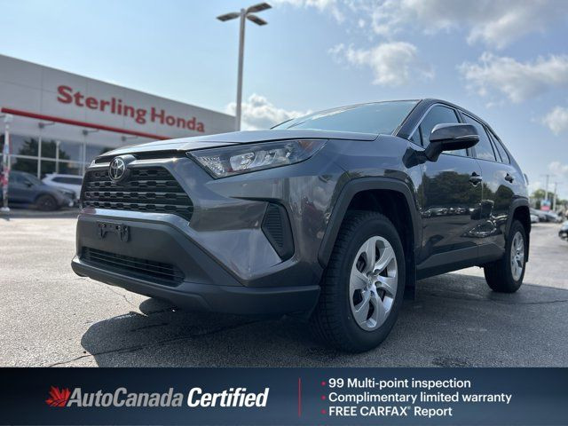 2022 Toyota RAV4 LE in Cars & Trucks in Hamilton