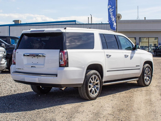 2017 GMC Yukon XL 4WD 4dr Denali for sale in Cars & Trucks in Edmonton - Image 4
