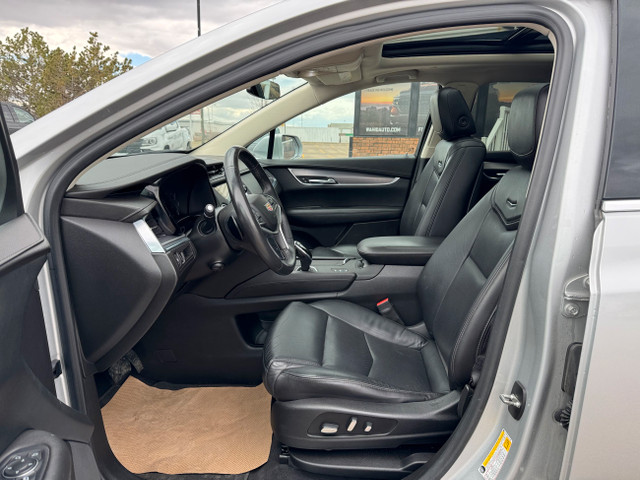 2018 Cadillac XT5 Luxury AWD in Cars & Trucks in Lethbridge - Image 2