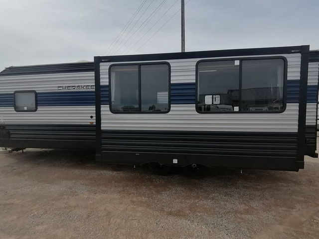 2022 FOREST RIVER CHEROKEE 274RK in Travel Trailers & Campers in London - Image 2