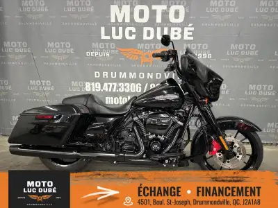 Harley-Davidson FLHX Street Glide 2022 SEULEMENT 10 401 KM MOTO CANADIENNE ALARME FREINS ABS NAVIGAT...