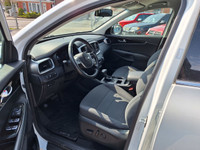 2020 Kia Sorento, Power windows, Power locks, Cruise control, AM, FM, Bluetooth, Android Auto, Apple... (image 7)