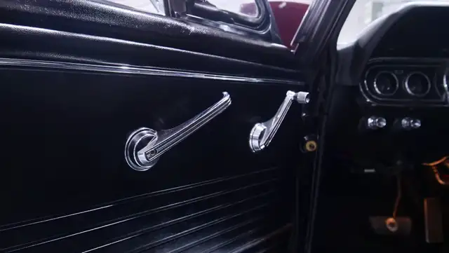 1966 Ford Mustang 2+2 Fastback in Classic Cars in London - Image 31