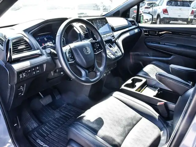 2024 Honda Odyssey Black Edition BLACK EDITION | CPO | TOP TRIM  in Cars & Trucks in City of Toronto - Image 11