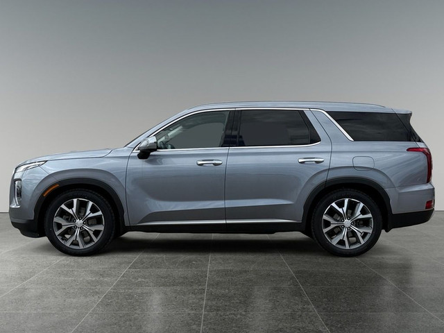 2020 Hyundai Palisade Luxury 8-Passenger AWD in Cars & Trucks in Calgary - Image 2