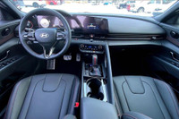 Bose Premium Audio W/8 Spkrs,leather Sport Seats,18 Inch Alloy Wheels,strg Whl Mounted Paddle Shiftr... (image 4)