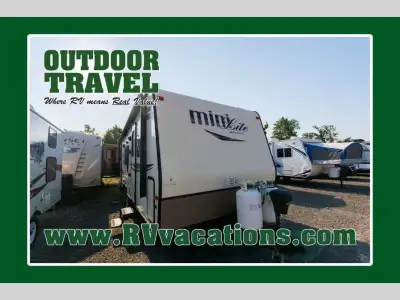 The Rockwood Mini Lite 2503S travel trailer by Forest River offers a single slide and two entrances....
