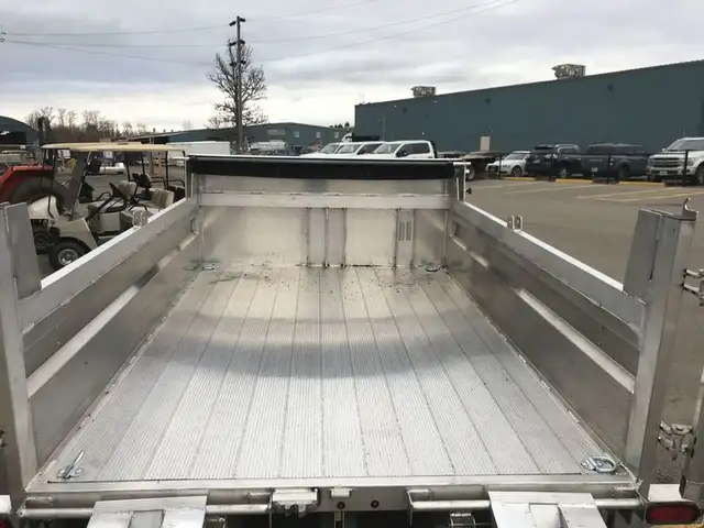2025 Miska 10K All-Aluminum Dump Trailer in Cargo & Utility Trailers in Oshawa / Durham Region - Image 10