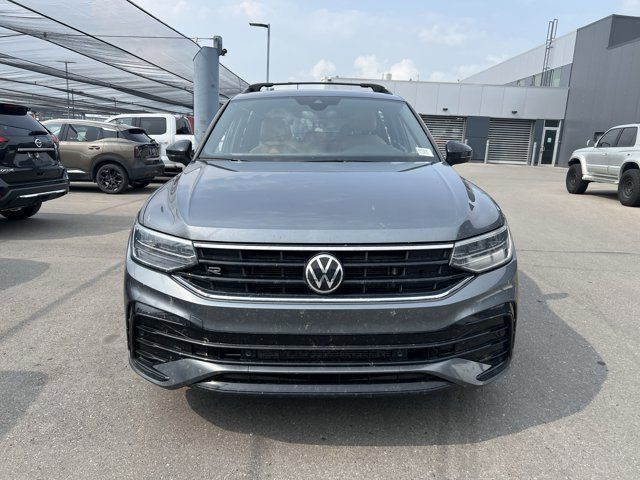 2023 Volkswagen Tiguan COMFORTLINE | R-LINE | MOONROOF | BACK in Cars & Trucks in Calgary - Image 2