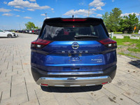 2021.5 Nissan Rogue AWD Platinum with only 69,000kms. Leather, Navi, Panoramic Sunroof, Alloys, etc.... (image 5)