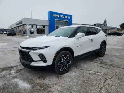 Premium Audio, Wireless Charging, Heated Steering Wheel, Leather Seats, Power Liftgate! Sophisticate...
