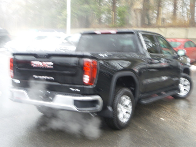 2023 GMC Sierra 1500 SLE in Cars & Trucks in Kamloops - Image 2