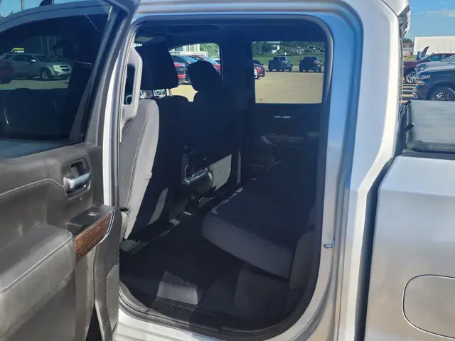 2021 GMC Sierra 1500 Elevation 6'6 FOOT BOX | 5.3L V8 in Cars & Trucks in St. Albert - Image 13