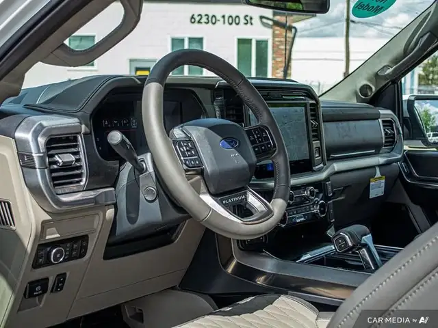 2025 Ford F-150 Platinum dans Autos et camions dans Ville d’Edmonton - Image 15