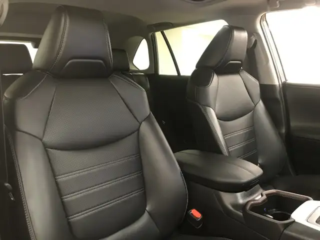 2024 Toyota RAV4 LIMITED in Cars & Trucks in Calgary - Image 16