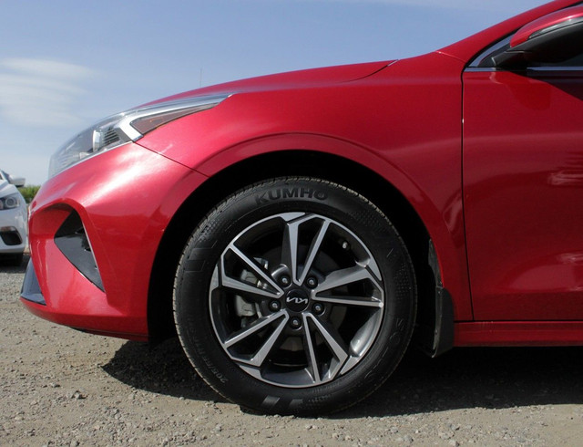 2022 Kia Forte in Cars & Trucks in Penticton - Image 2