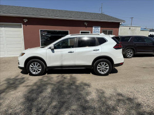 2017 Nissan Rogue SV AWD ONLY 126K