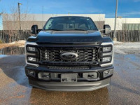 AMVIC Licensed Engine: 8 Cylinder Engine 6.7L Safety Equipment ABS And Driveline Traction Control Si... (image 7)
