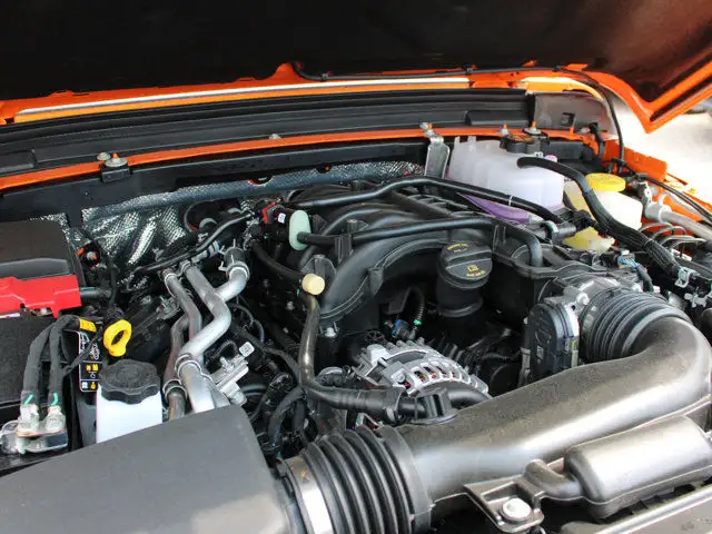 2025 Jeep Wrangler Sahara in Cars & Trucks in Calgary - Image 10
