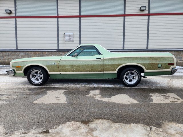 1973 Ford Ranchero Squire 400ci / California Car Survivor ! Comp in Cars & Trucks in West Island - Image 4