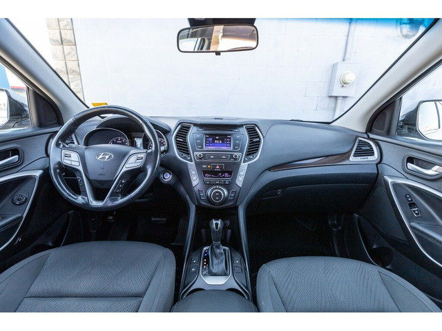 2018 Hyundai Santa Fe 3.3 V6 | AWD PREM XL | HTD SEATS/WHEEL | 3 in Cars & Trucks in Winnipeg - Image 3