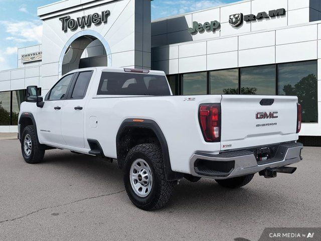2022 GMC Sierra 3500HD Pro | 6.6L V8 | 4WD | Double Cab | Long in Cars & Trucks in Calgary - Image 3