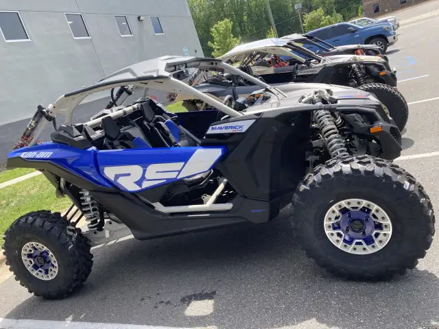 2023 CAN AM MAVERICK X3 XRS TURBO RR (FINANCING AVAILABLE) in ATVs in Strathcona County - Image 5